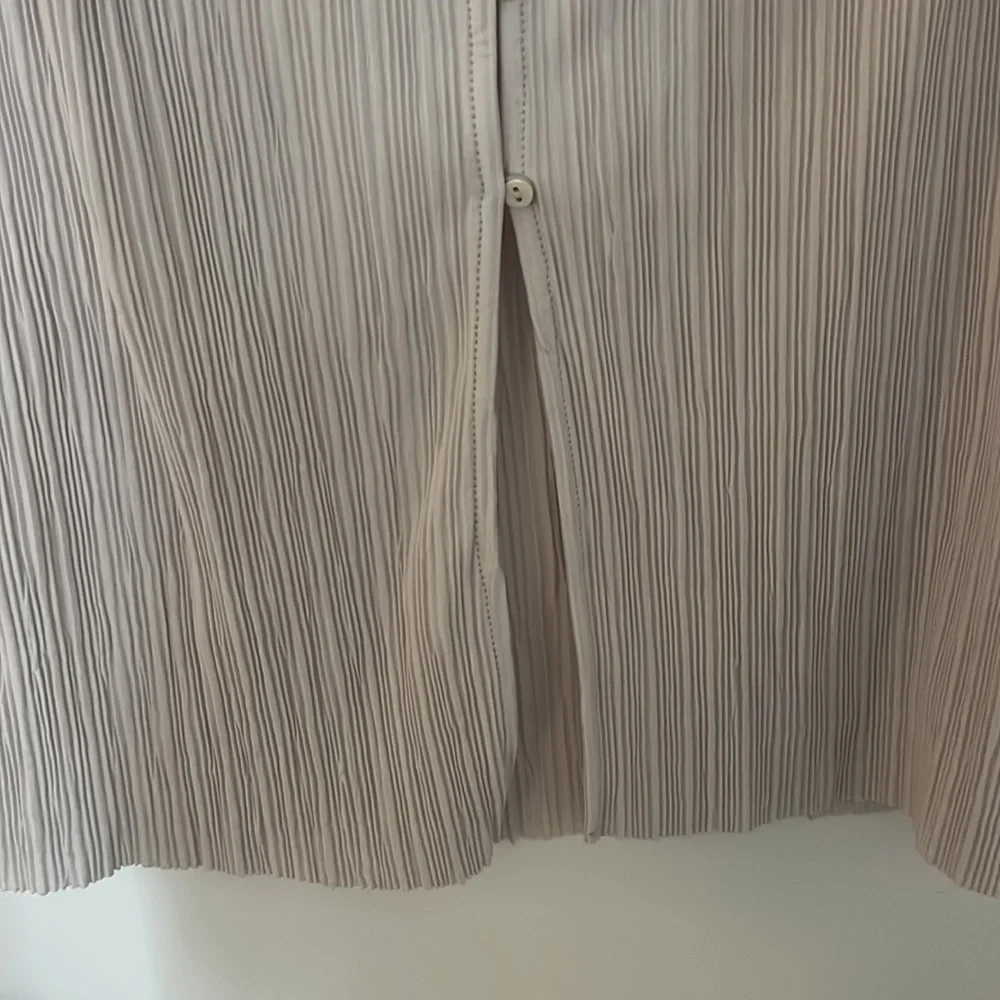 Zara Ribbed Collared Shirt - Picture 3 of 3